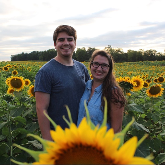 Meet your Posher, Sarah - Picture 2 of 8